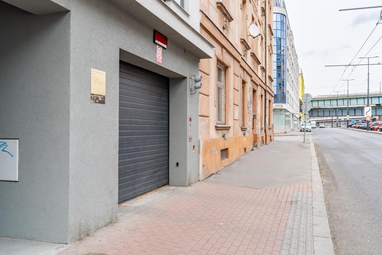 Brand New Studio Apartment #21 With Free Secure Parking In The Center - Prague — Photos 2